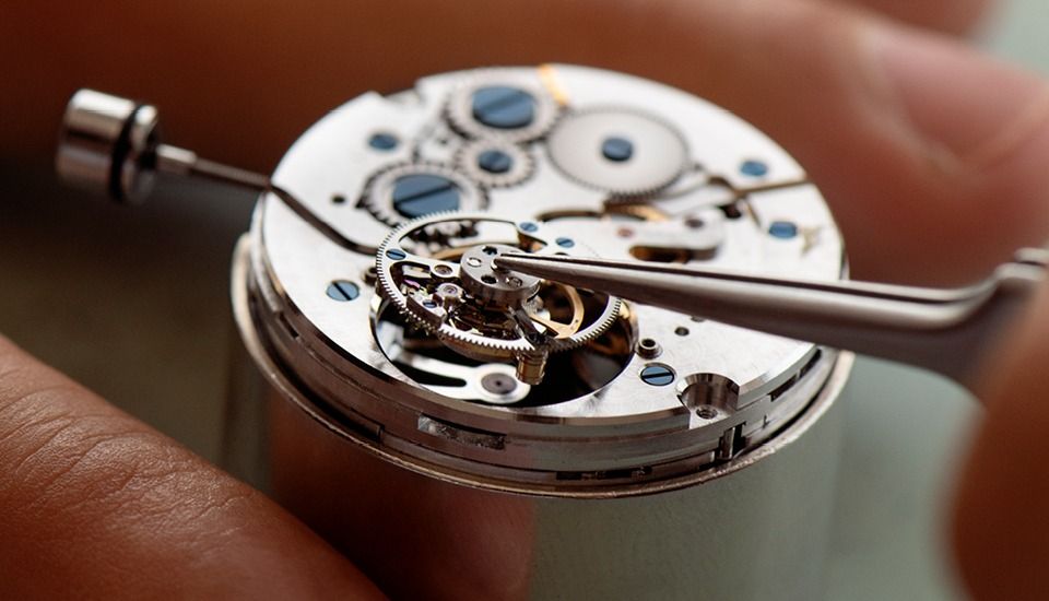 ������ ���� �� ���� Frederique Constant