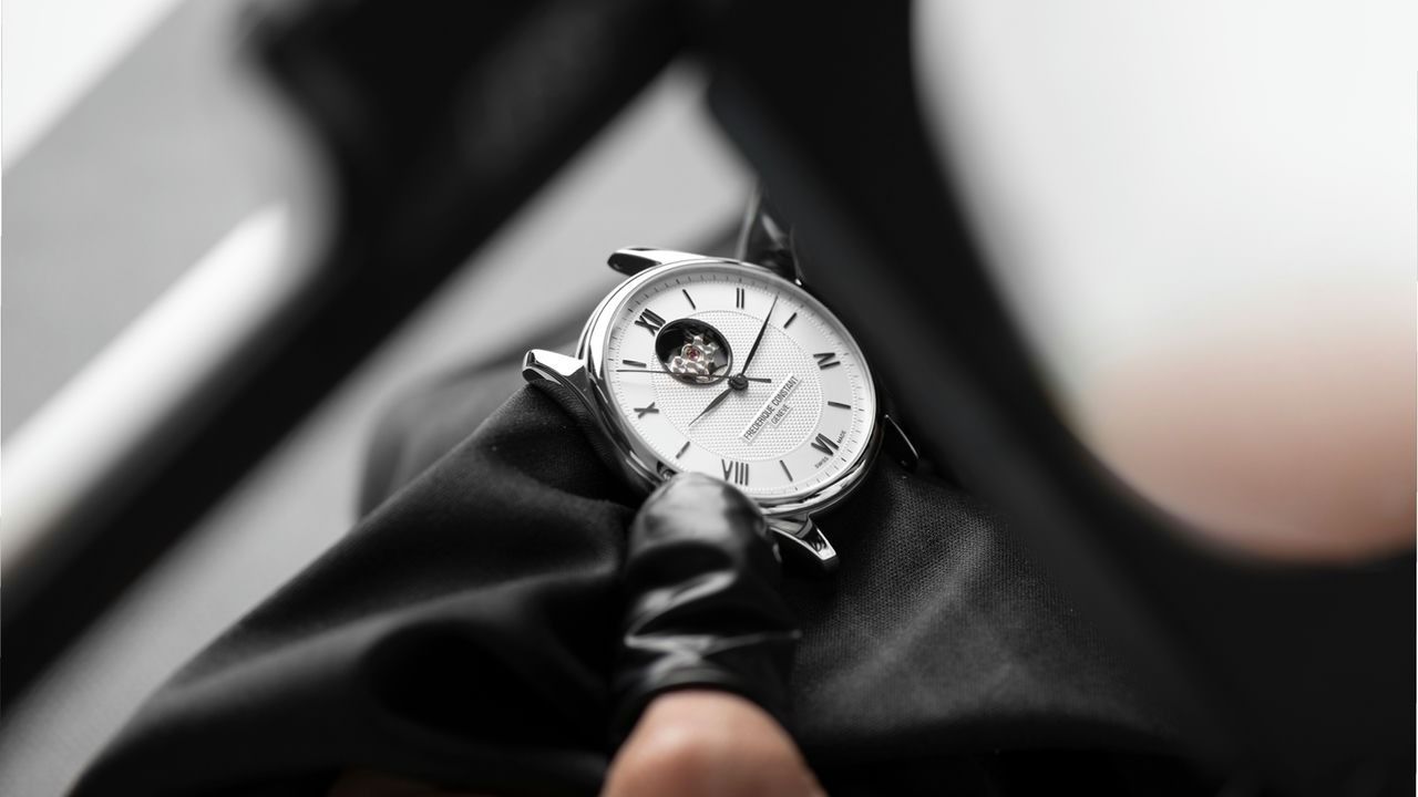 ���� Frederique Constant ������ ������� ����� �������