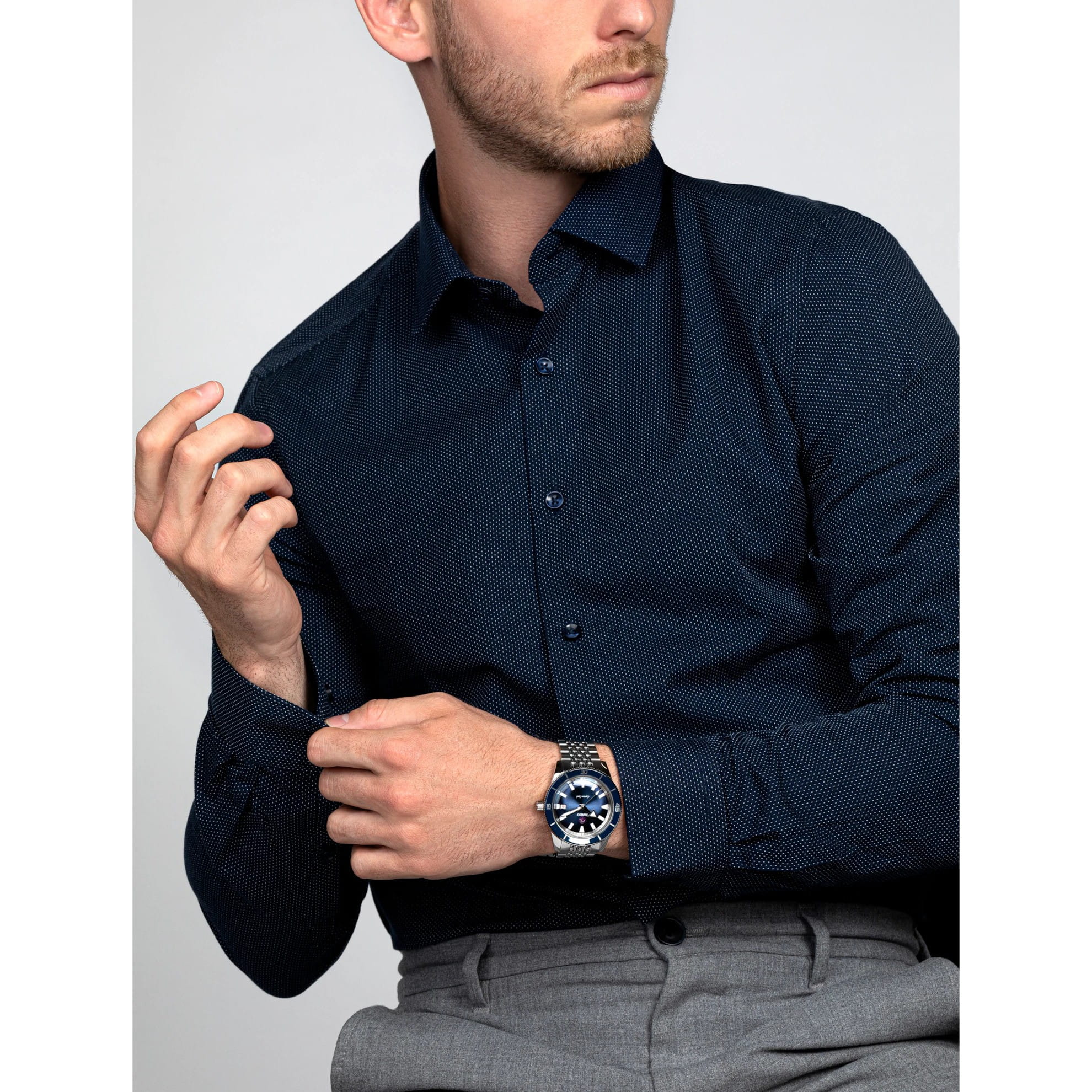 ���� �� ������� ���� RADO Captain Cook R32505203 / R05054020