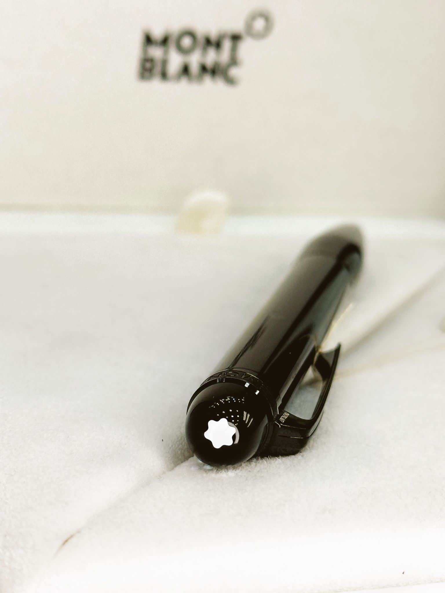 �� ����� ������ MONT BLANC MB129290