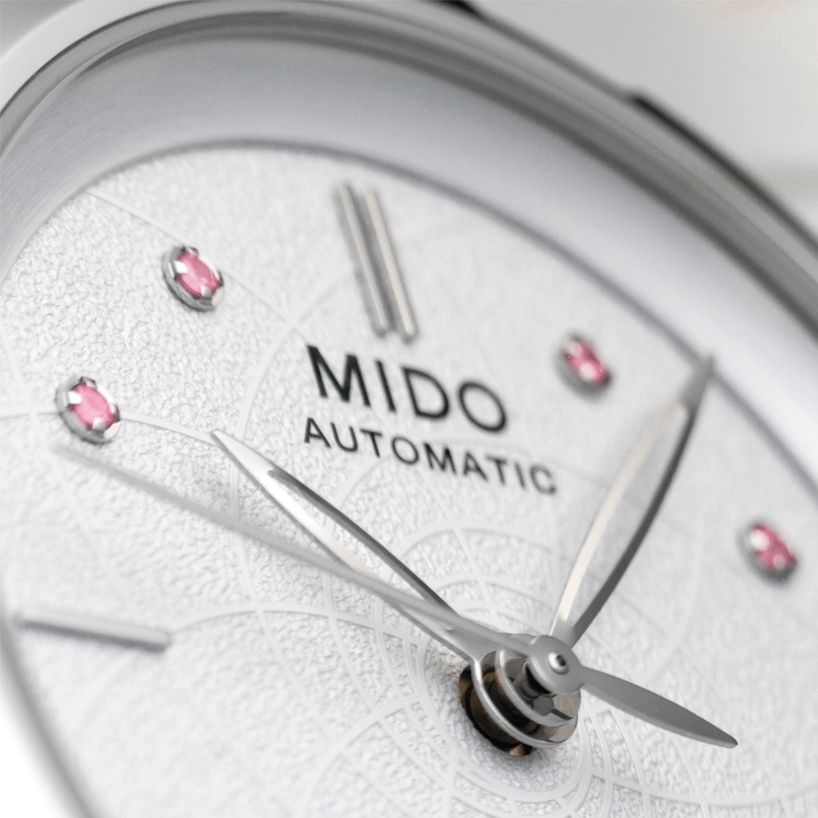 ���� �� ������� ���� MIDO M0432071101100