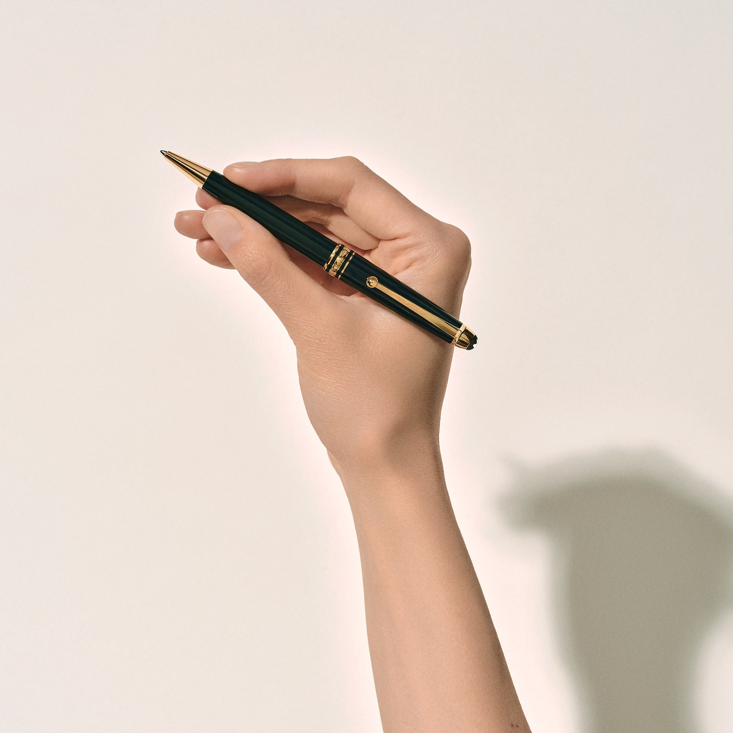 �� ����� Montblanc Meisterst?ck The Origin Collection Classique ���� - MB131344