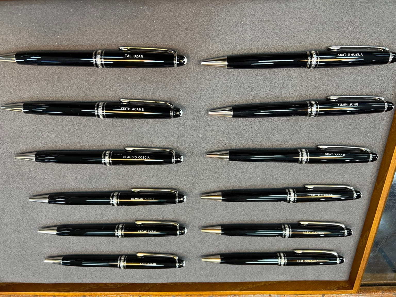 ����� ����� �� ��� Montblanc �� ���� ������ ������� �������