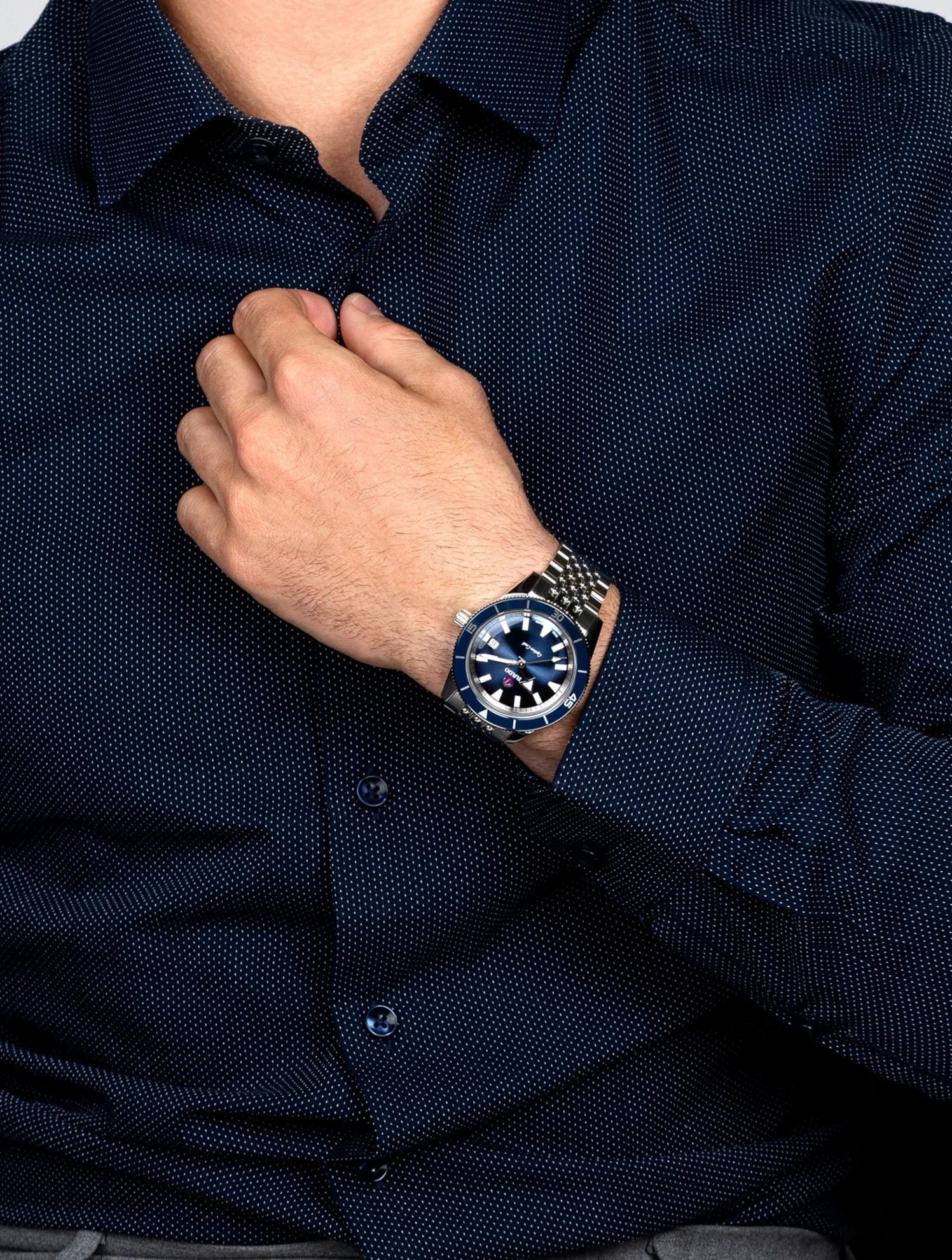 ��� ���� ���� RADO Captain Cook
